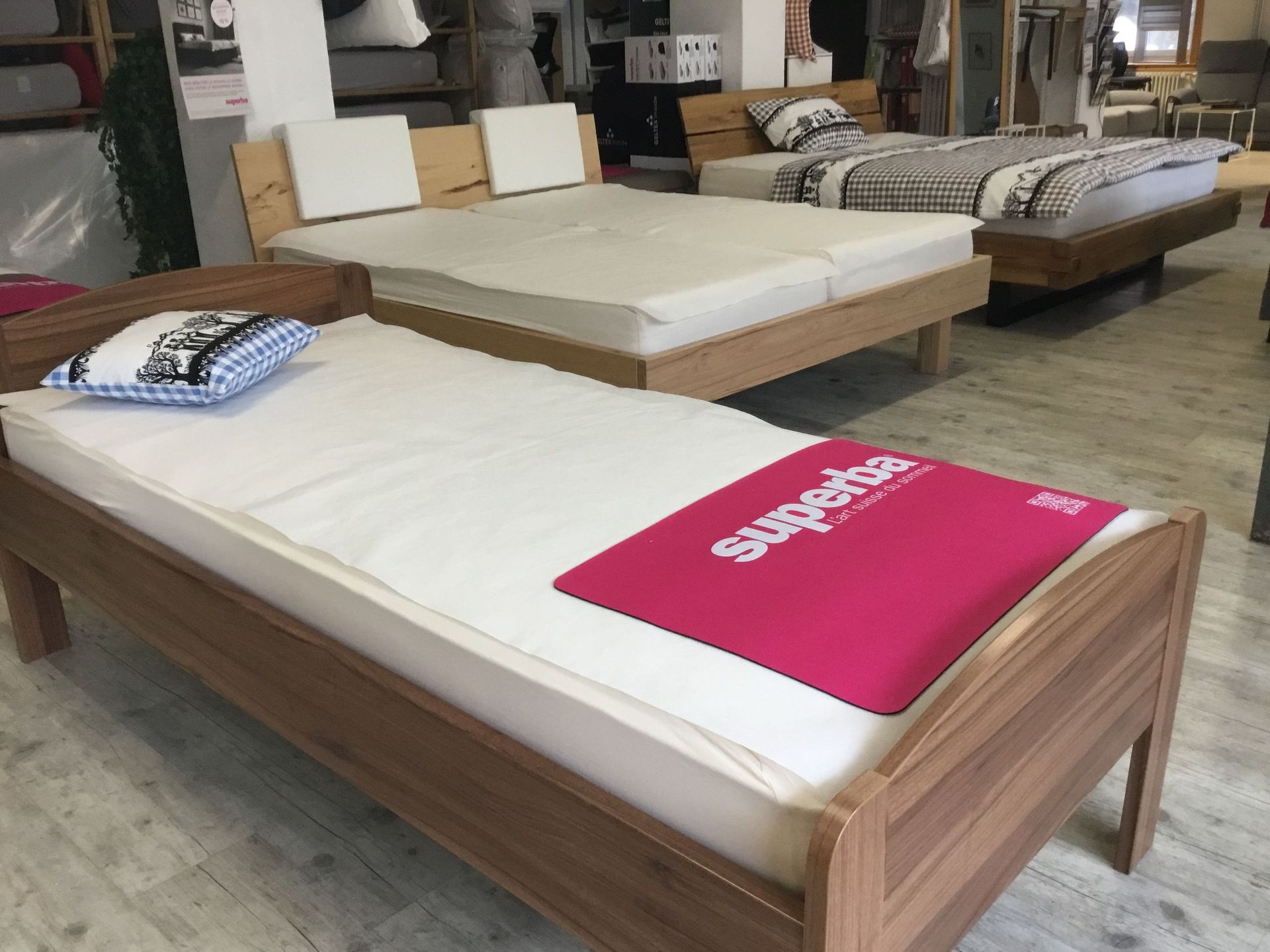 Espace literie - Meubles Alaska - La Brévine