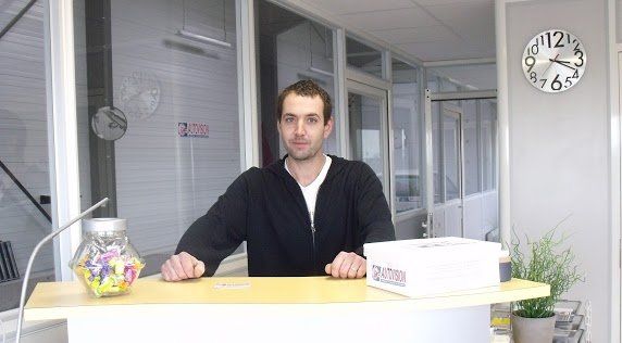 Membre d'équipe du contrôle technique