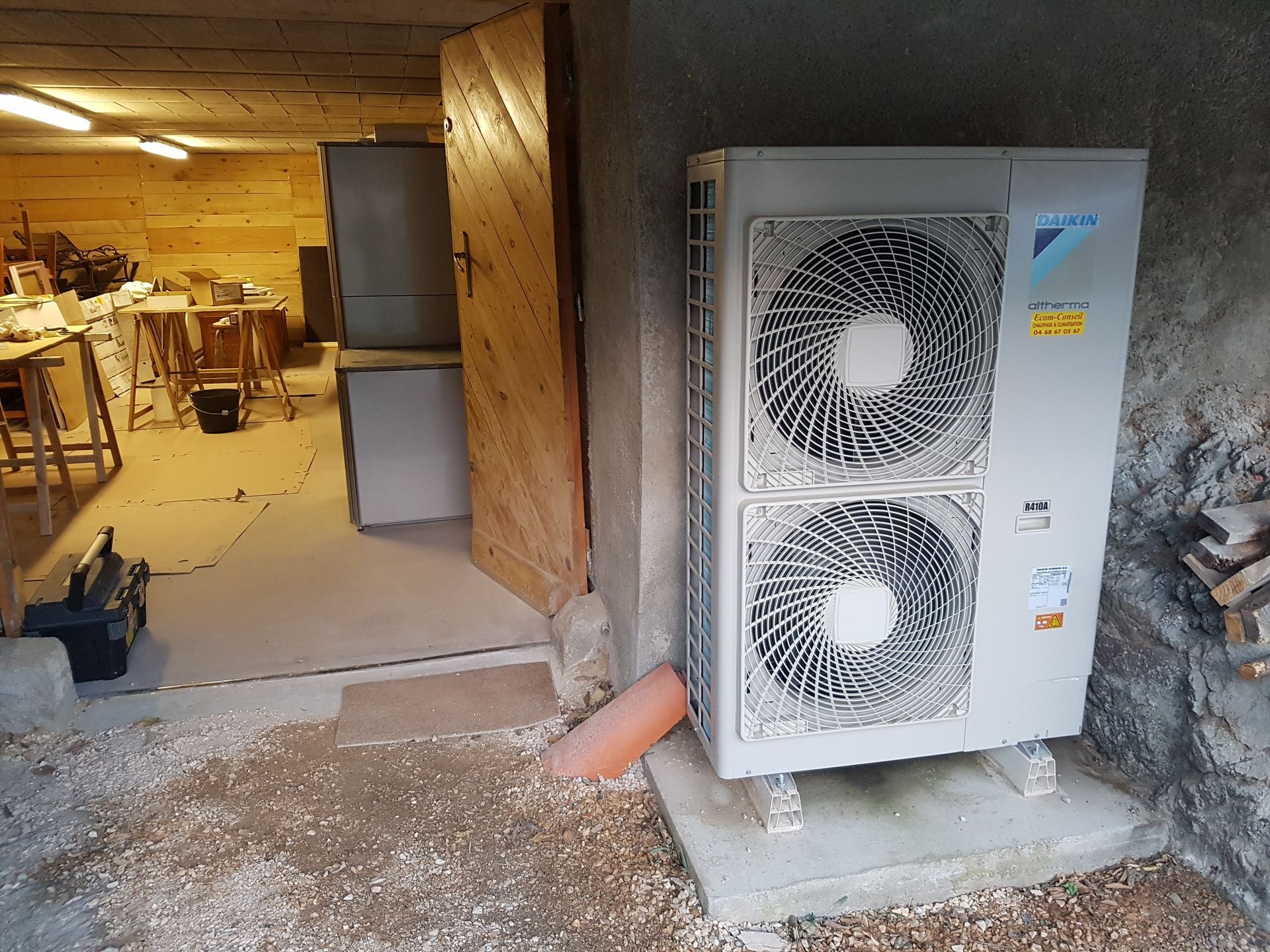 Caisson de climatiseur extérieur