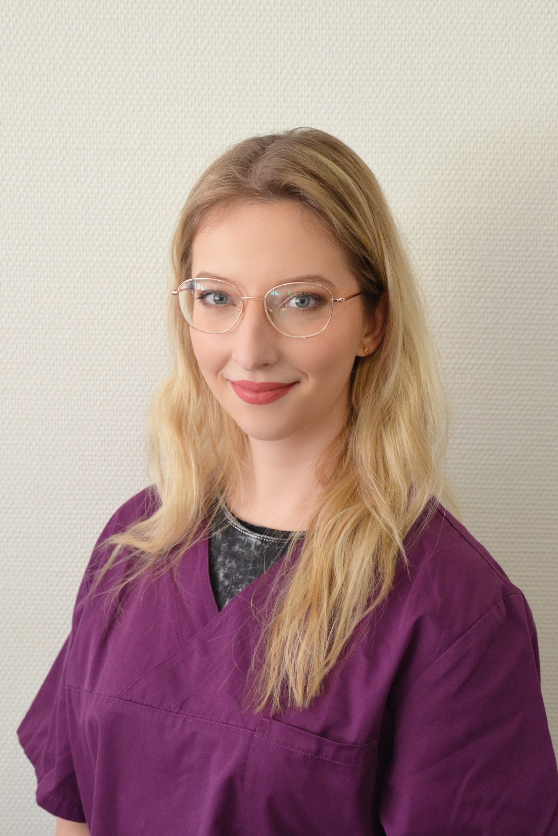 Zahnarztpraxis Dr. Rücker Sabrina Fraas