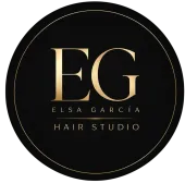 Un logotipo circular negro con un borde dorado que presenta las letras doradas "EG".