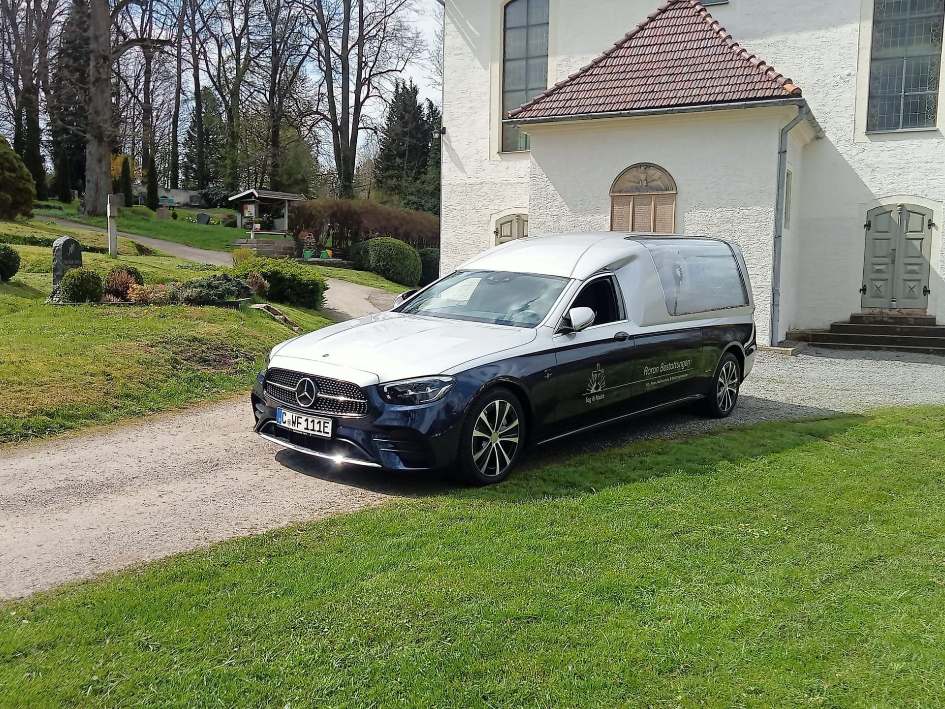 aaron-bestattungen-trauerbegleitung-pusteblume