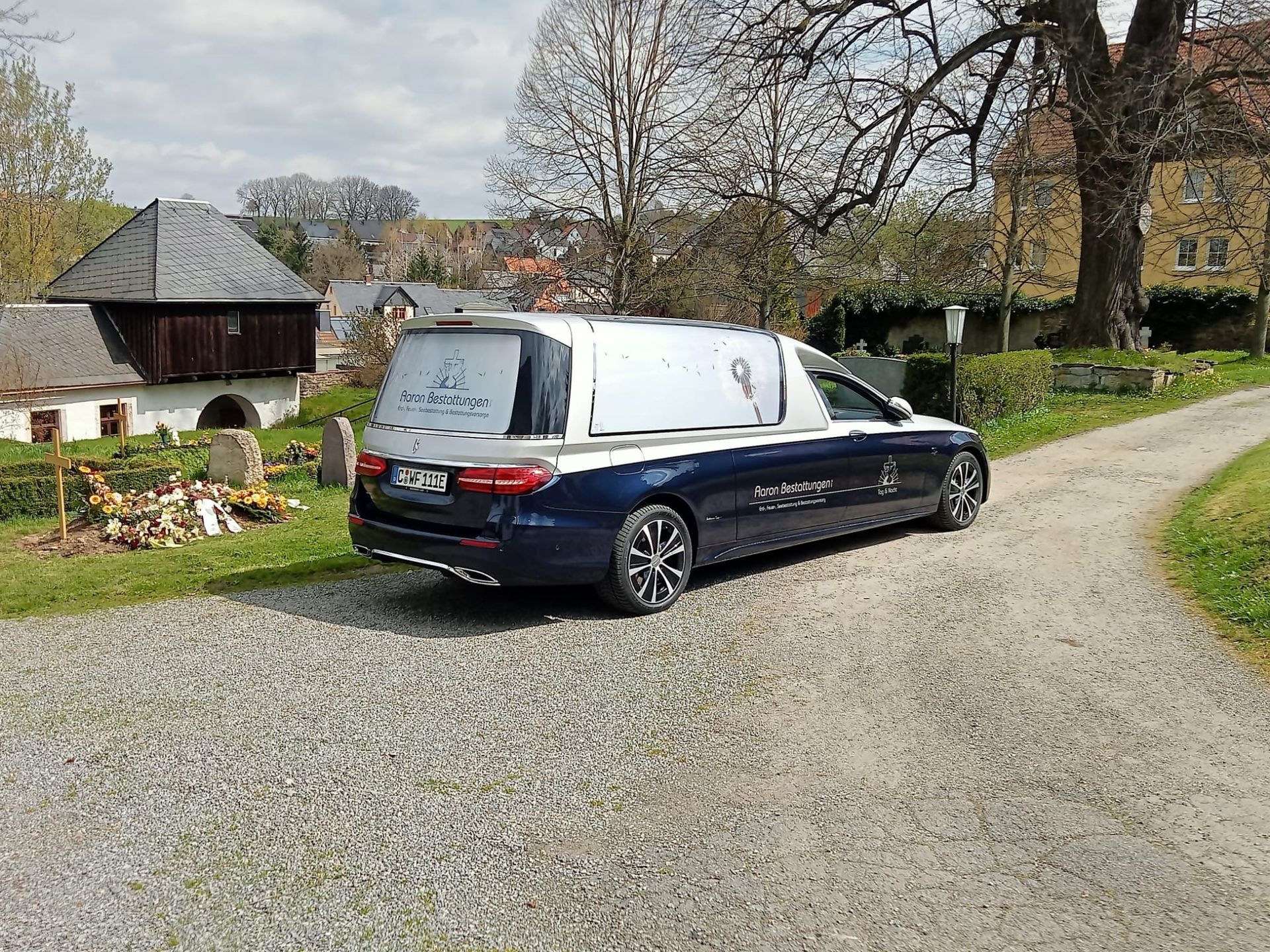 aaron-bestattungen-trauerbegleitung-pusteblume