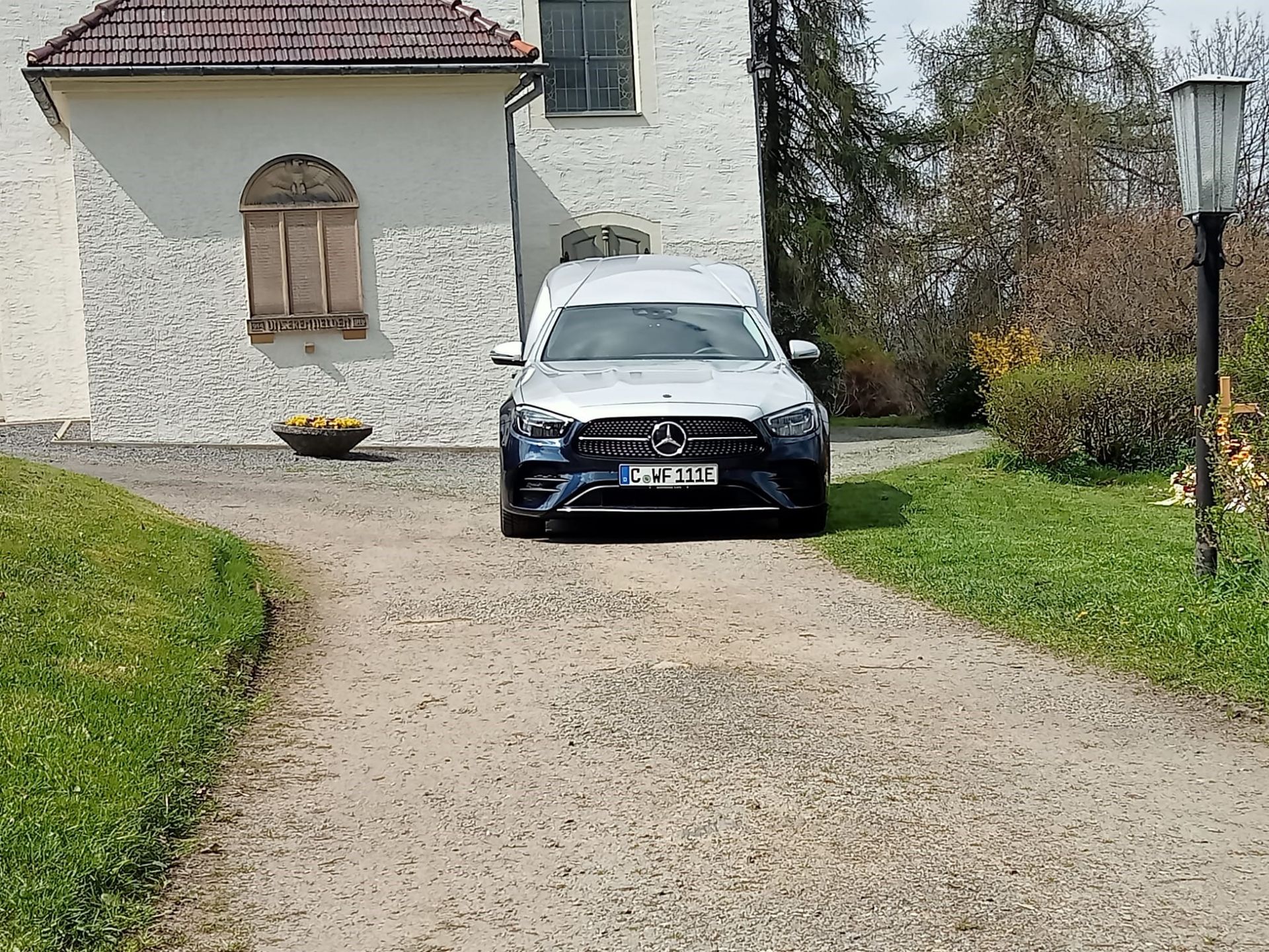 aaron-bestattungen-trauerbegleitung-pusteblume