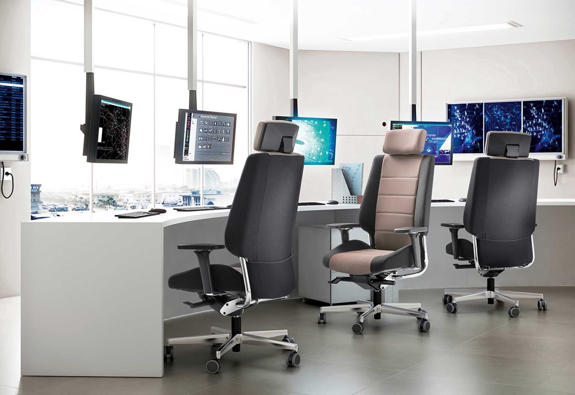 Bureau et bench pour accueil du public