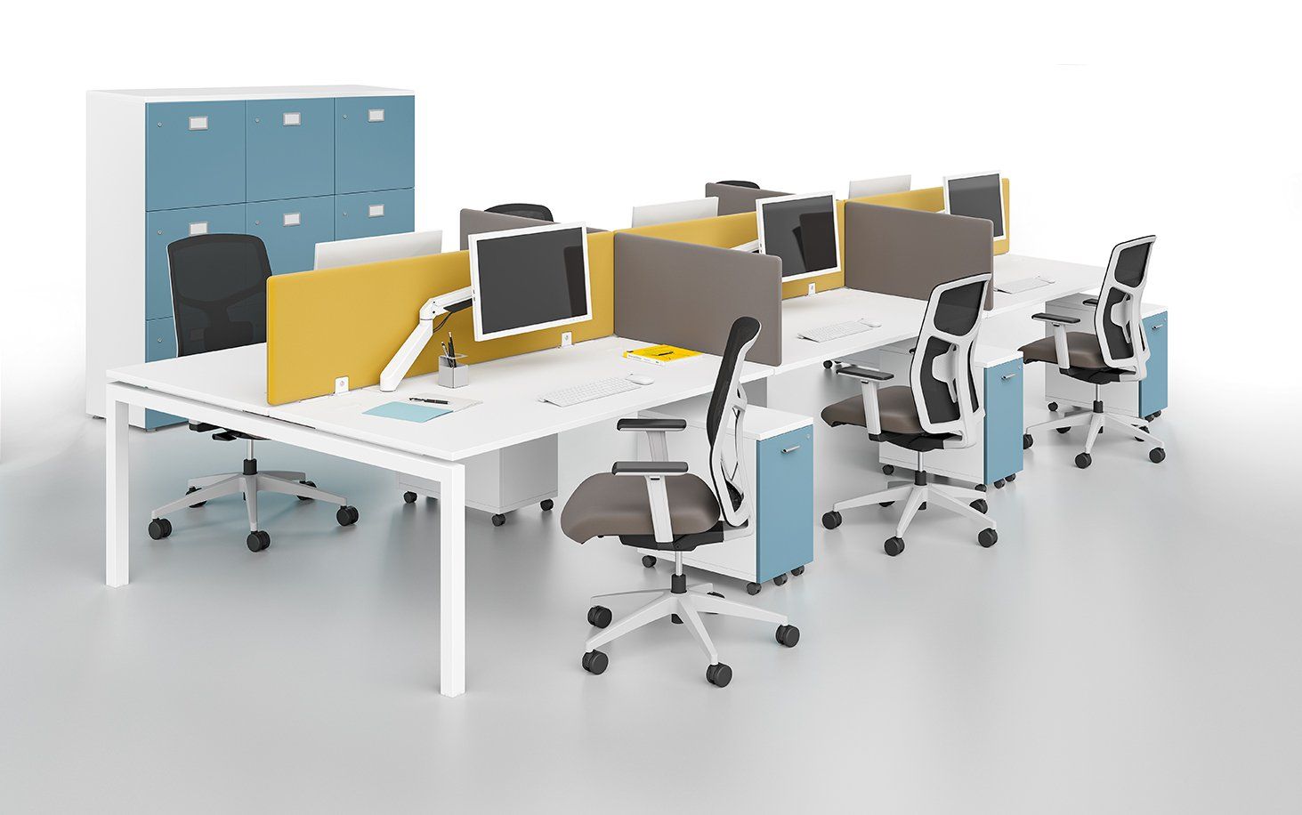 Espace avec plusieurs bureaux séparés par des parois jaunes ou grises