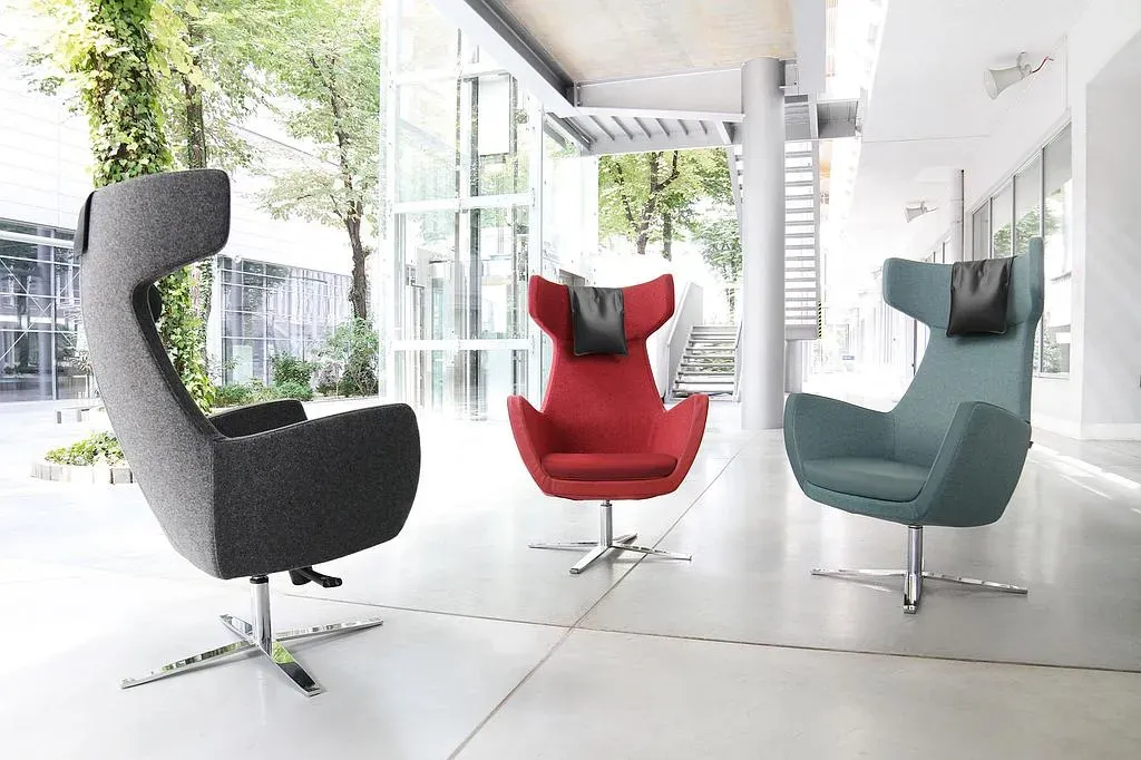 3 chauffeuses en présentation