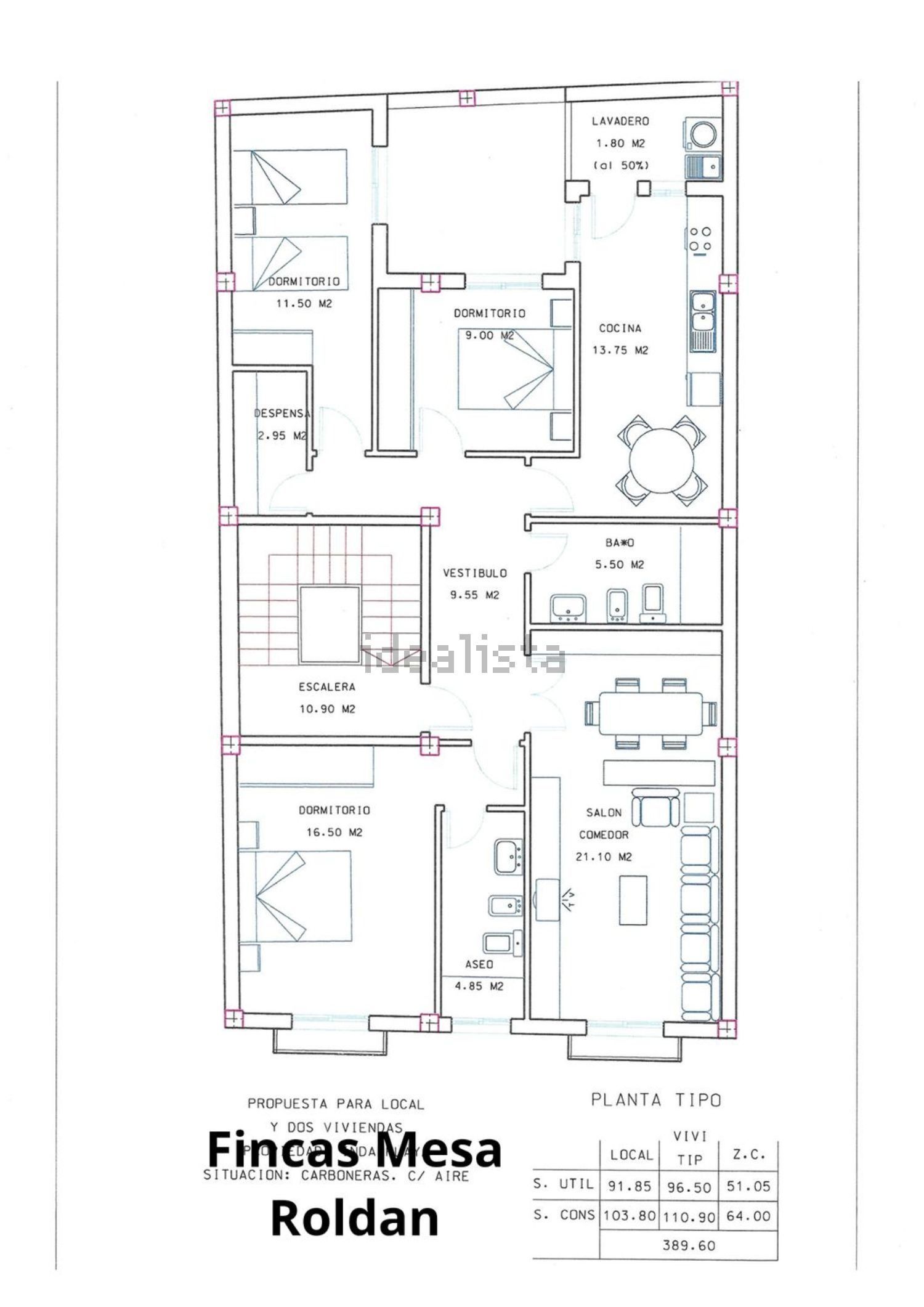 Un plano en blanco y negro de una casa llamada Fincas Mesa Roldán.