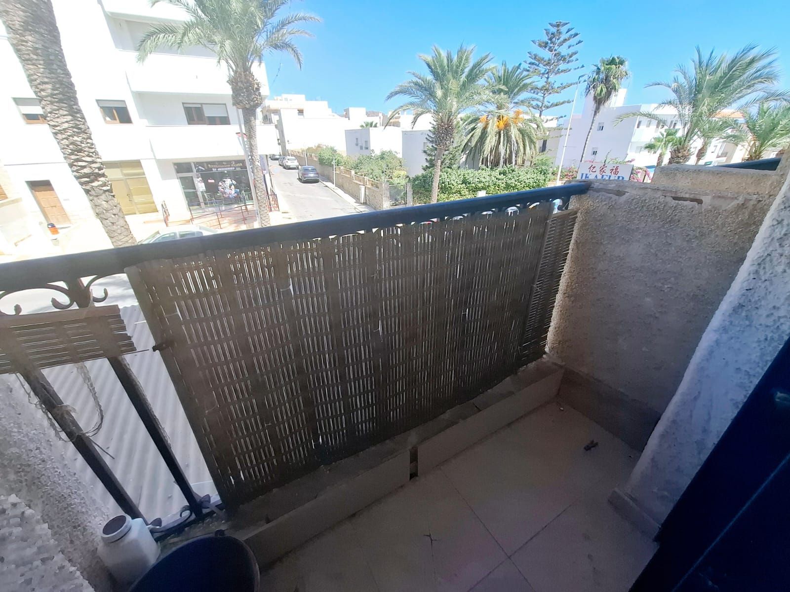 PISO EN VENTA CENTRO CARBONERAS