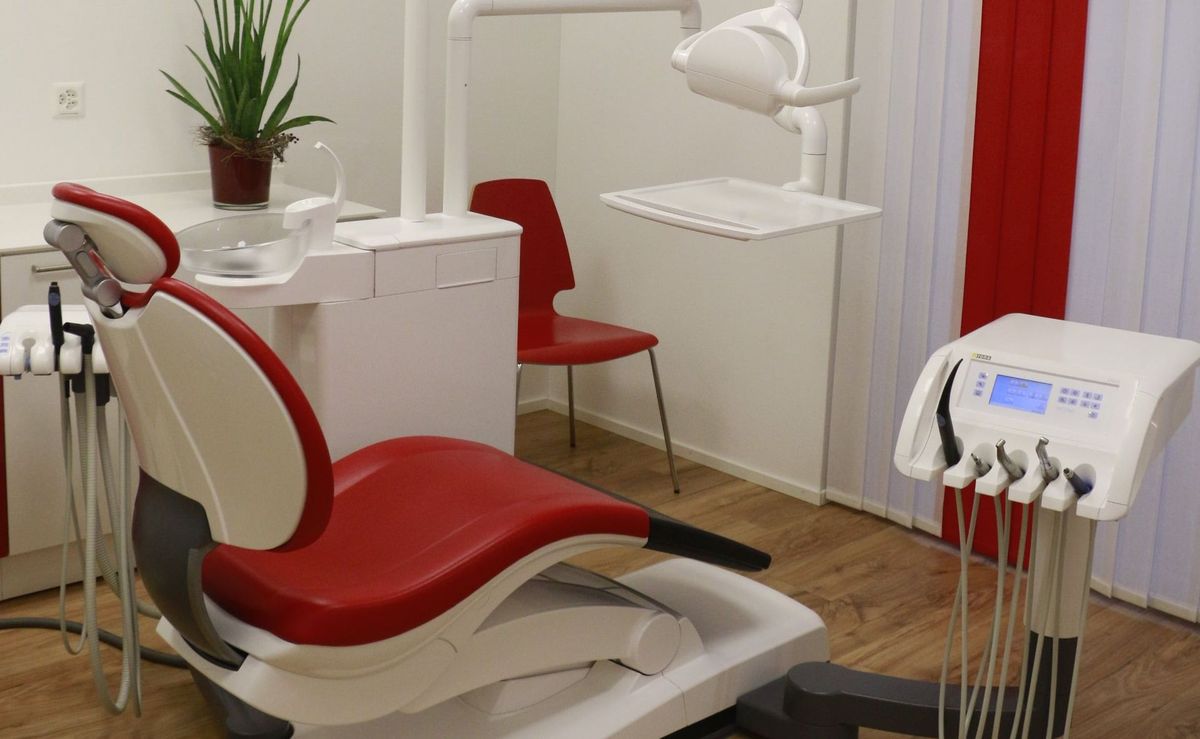 Zahnarztpraxis Dr. med. dent. Simon Koch - Sarnen