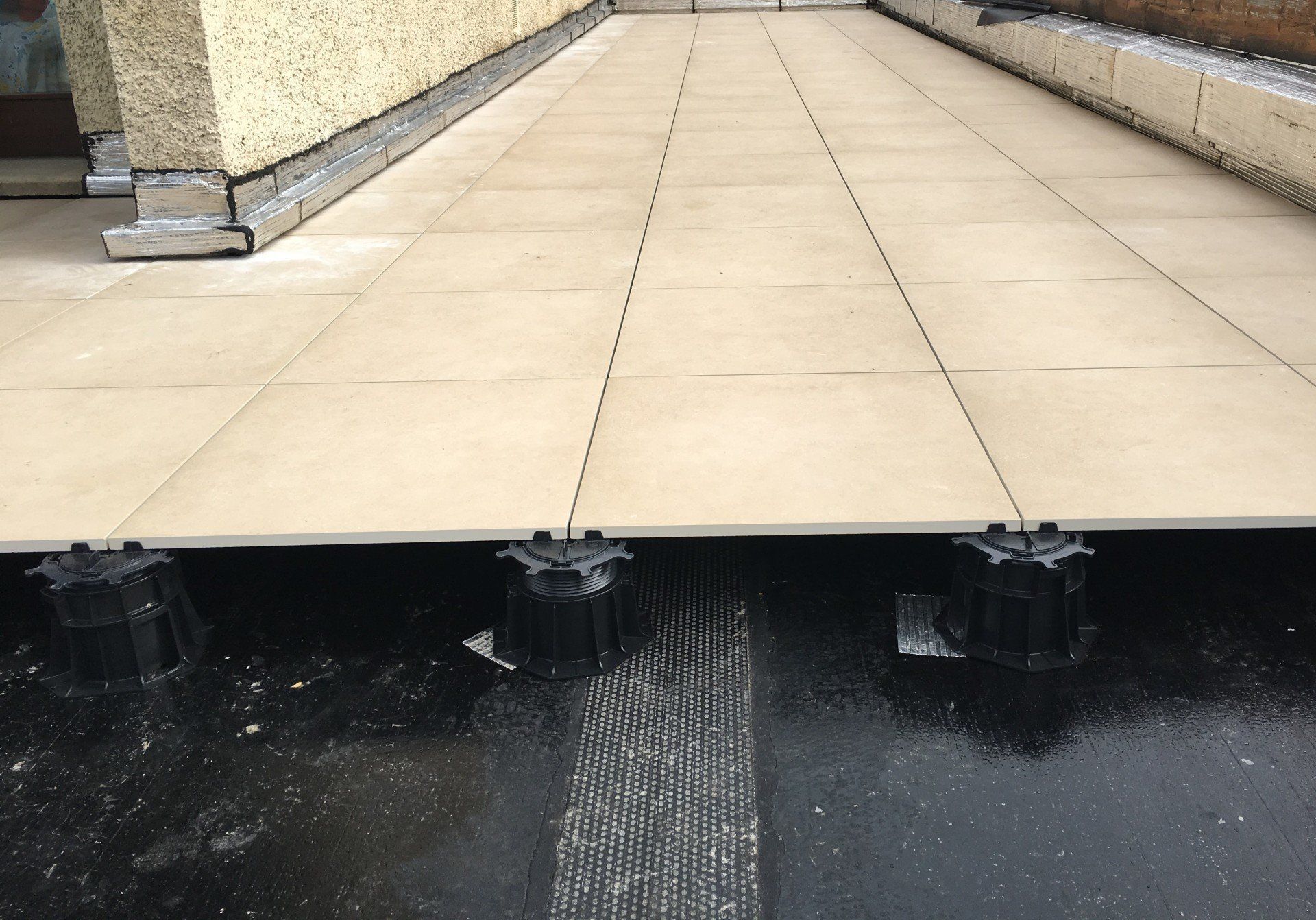 Protection par dallettes grès cérame