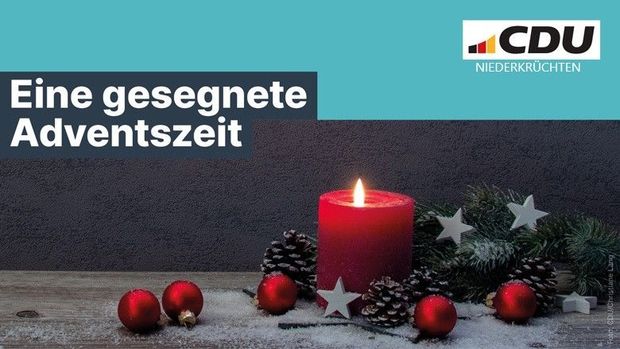 Lächelnder Mann im Anzug mit Text „Danke für die großartige Unterstützung“ von CDU-Politiker Thomas Ricker auf blaugrünem Hintergrund.