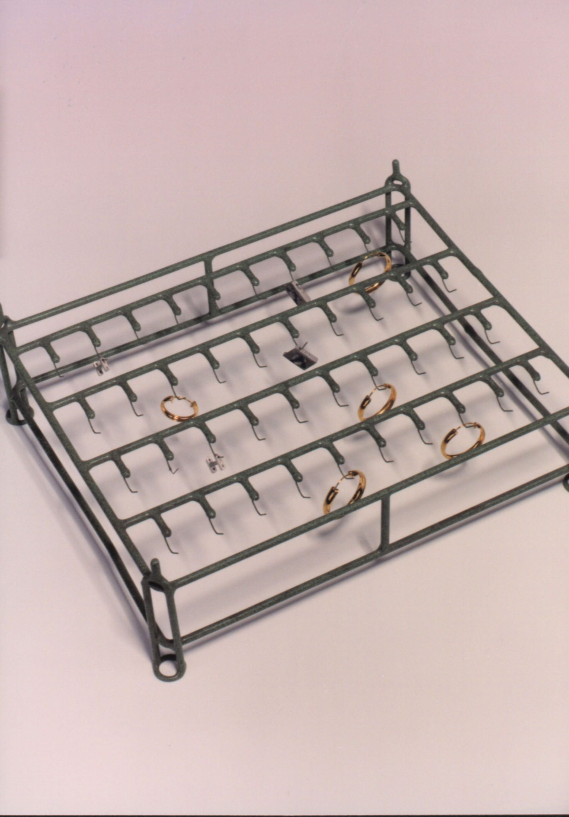 Panier avec crochets 0.50, capacité 40 pces - Sébastien Docourt