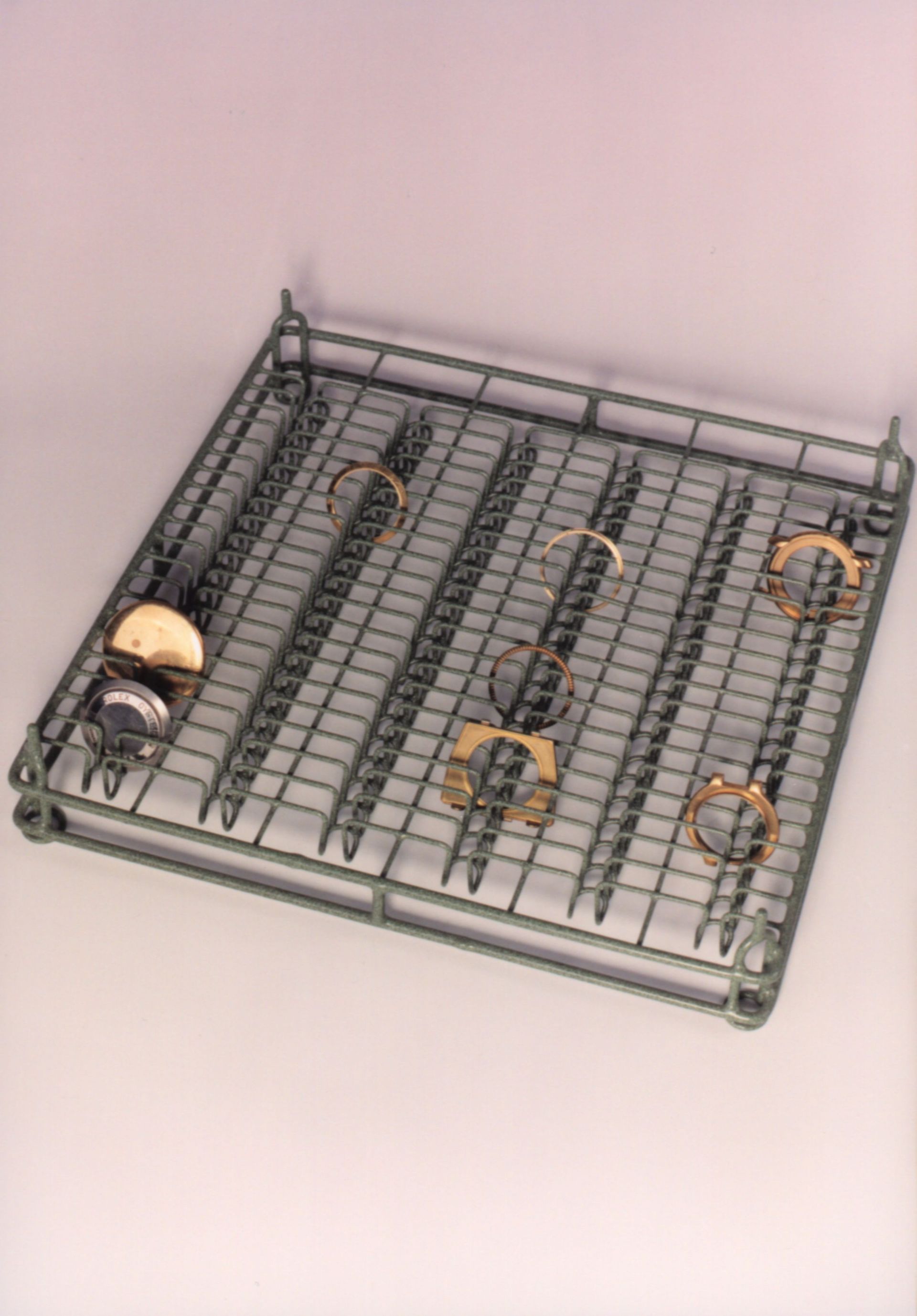 Panier de lavage pour fonds et lunettes de montres, 6 rangs, capacité 120 pces - Sébastien Docourt