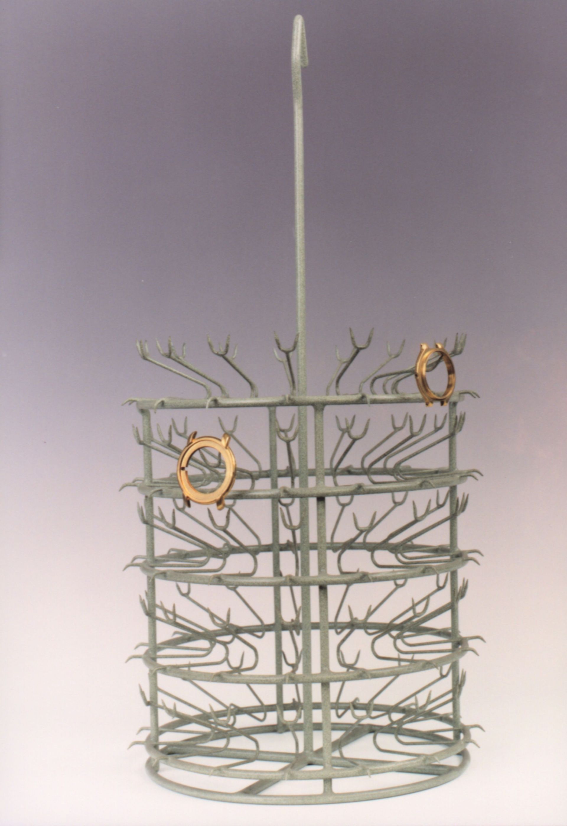 Bouclard avec épingles 3 pointes pour fonds et carrures de montres, capacité 75 pces - Sébastien Docourt