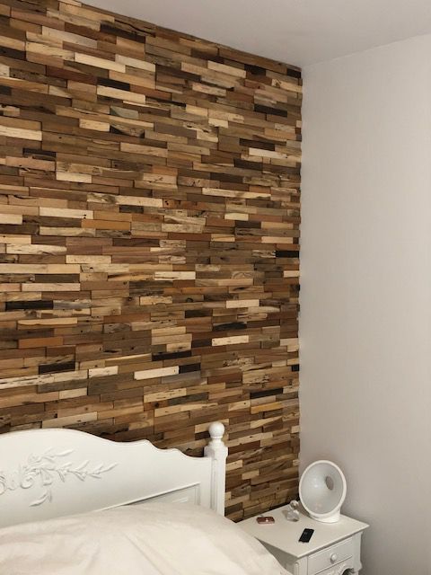 Pan de mur en bois