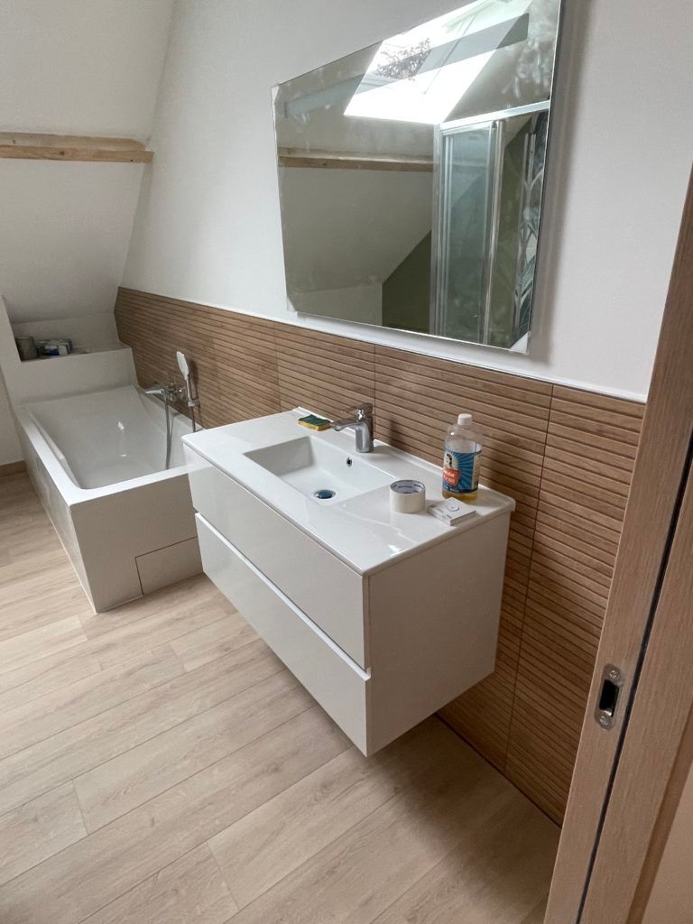 Exemple de projet d'isolation, de menuiseries et de sanitaires 8