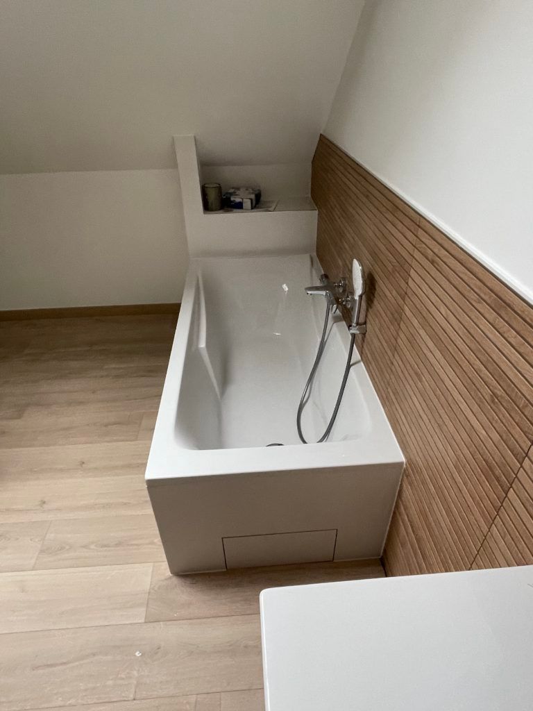 Exemple de projet d'isolation, de menuiseries et de sanitaires 8