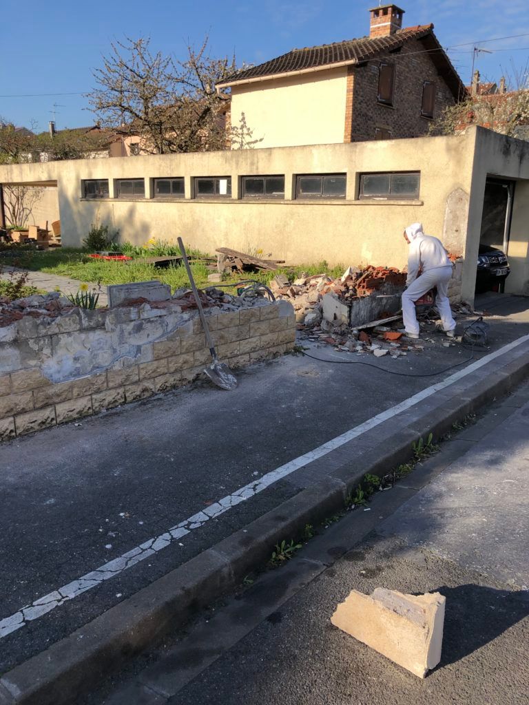 Exemple de projet de rénovation de garage et clôture de maison 3