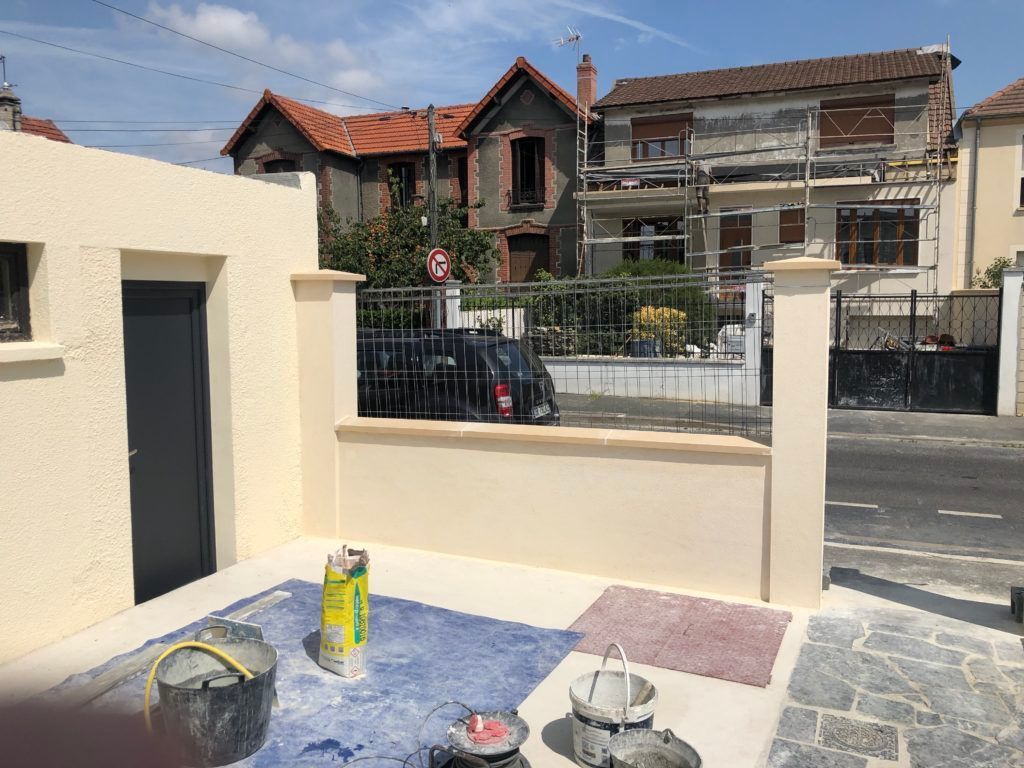 Exemple de projet de rénovation de garage et clôture de maison 7