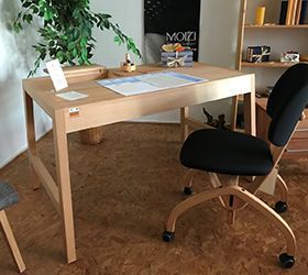 Schreibtisch aus Eigenfertigung