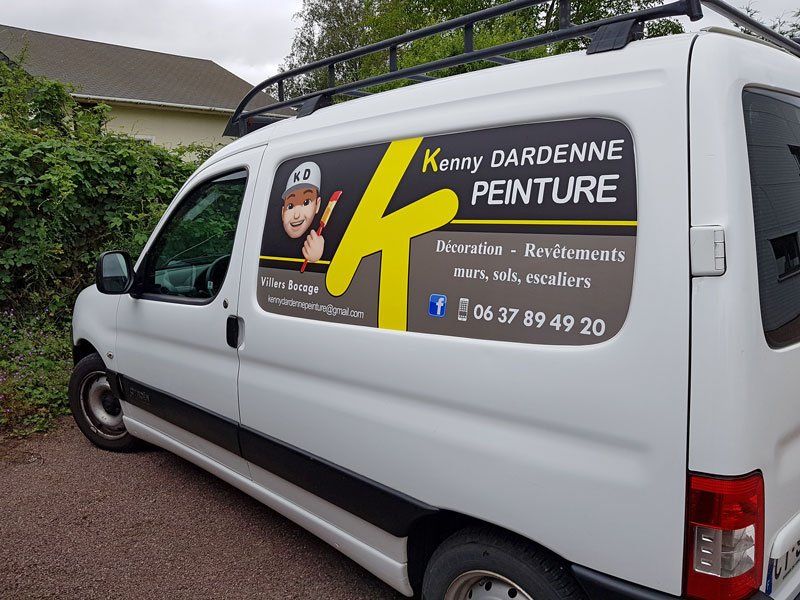 Utilitaire d'une société de peinture