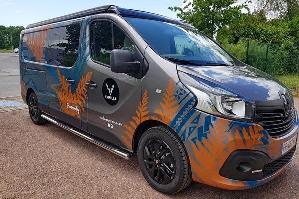 Camionnette utilitaire de type van