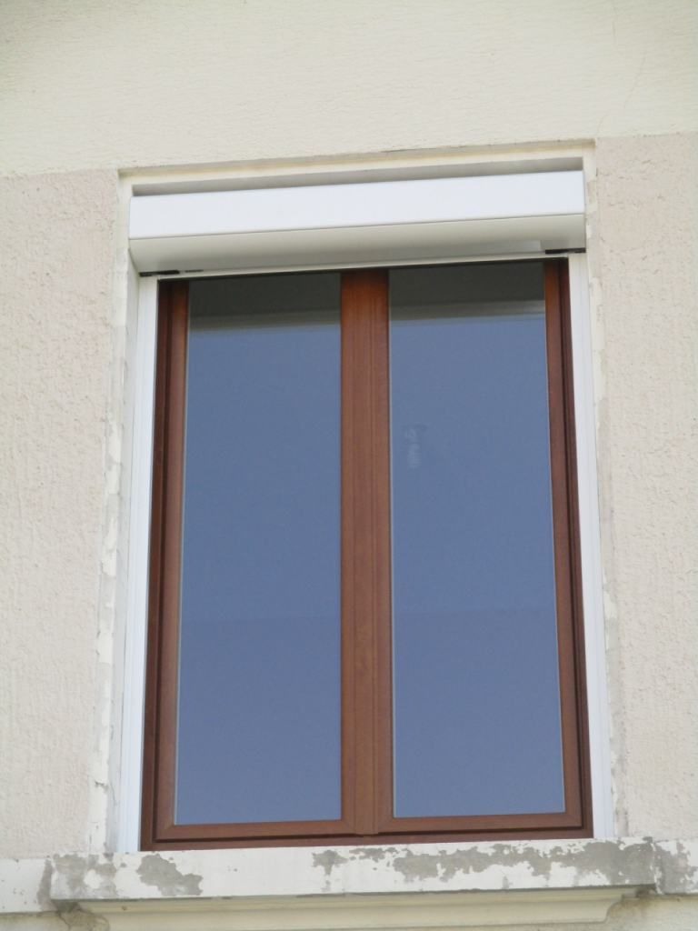 Fenêtre PVC plaxée chêne extérieur