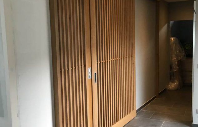 Porte coulissante fermée