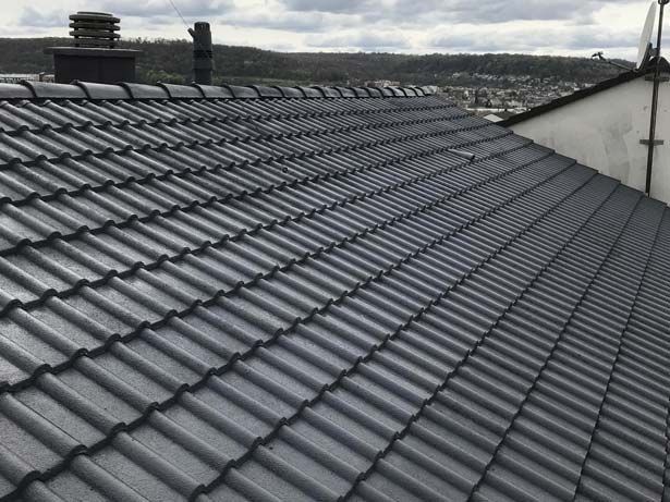 démoussage et traitement de toiture