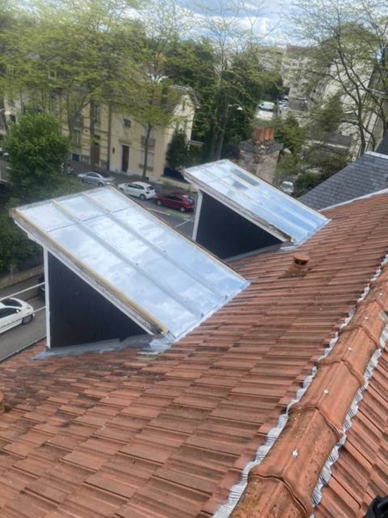 Pose panneau solaire toit