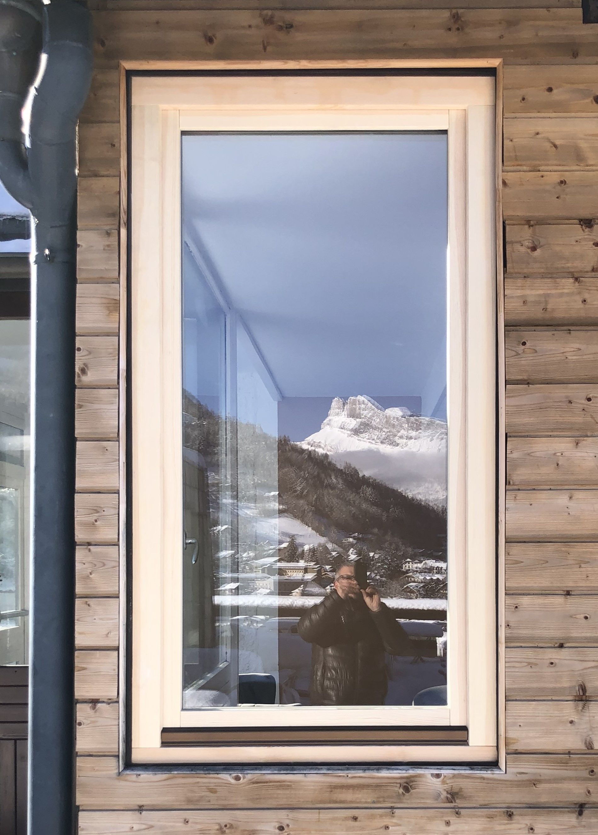 création fenêtre en bois à bascule