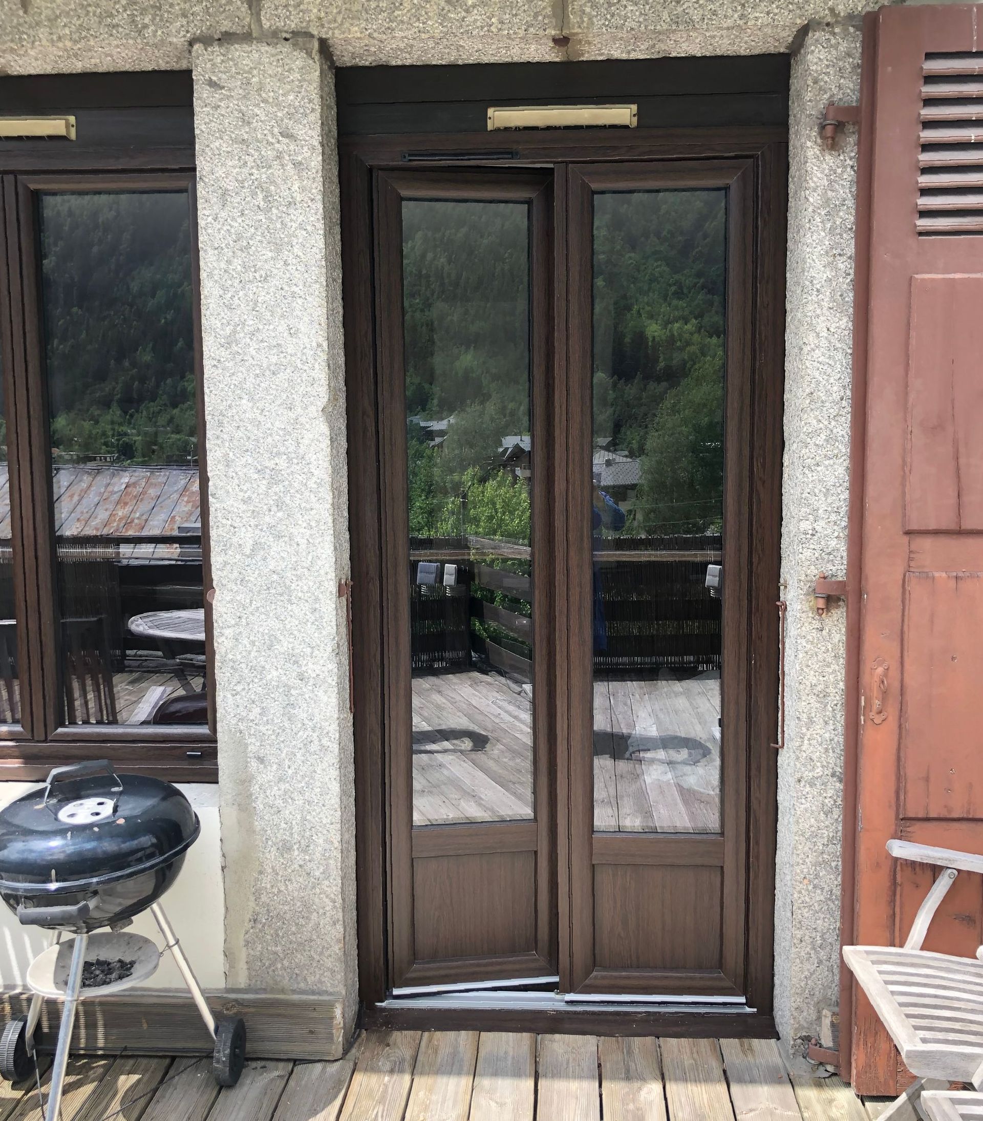 Fenêtre et porte en PVC et vitrées