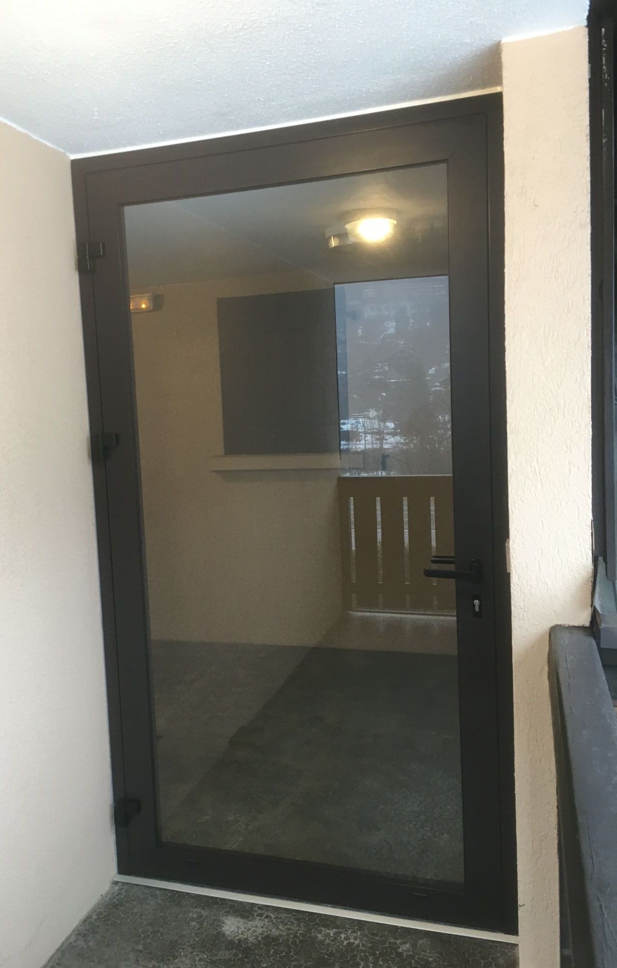 porte d'entrée de hall