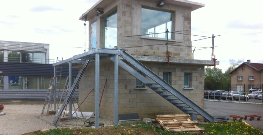 Escalier-extérieur-metallique