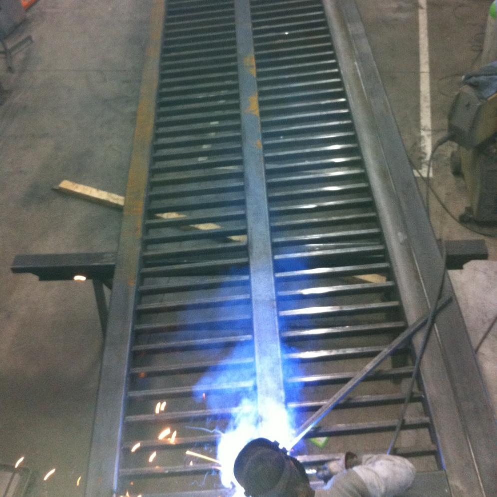 Fabrication-portail-coulissant-atelier