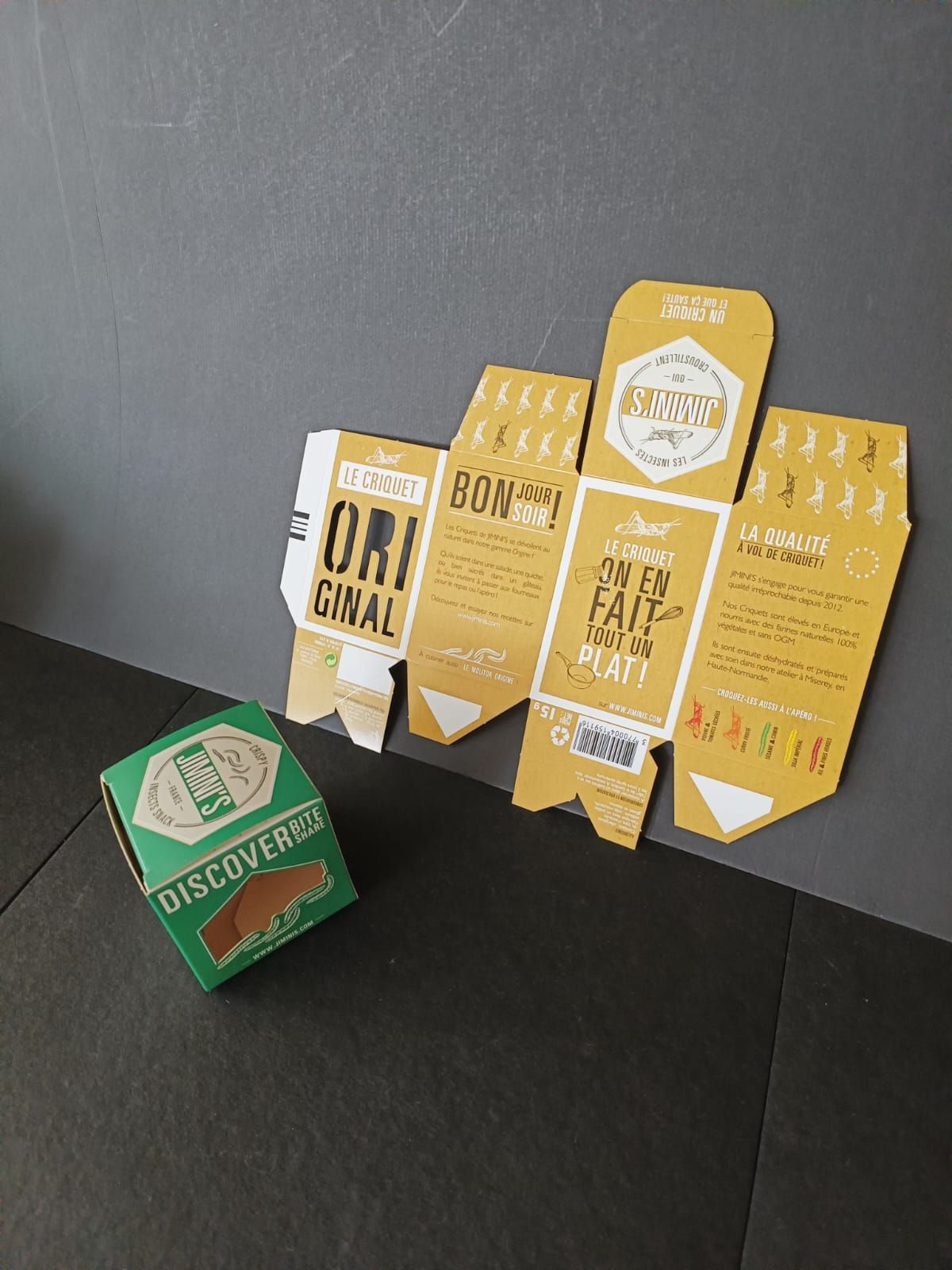 Packagings jaune et vert