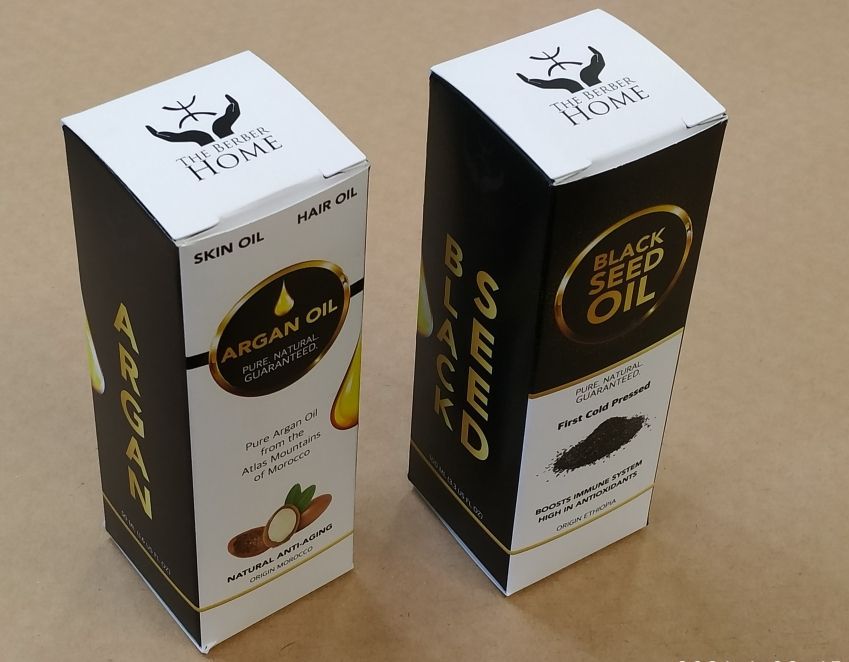 Deux packaging d'huiles essentielles