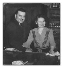 Archivfoto von Betty und Anton Hollerbach