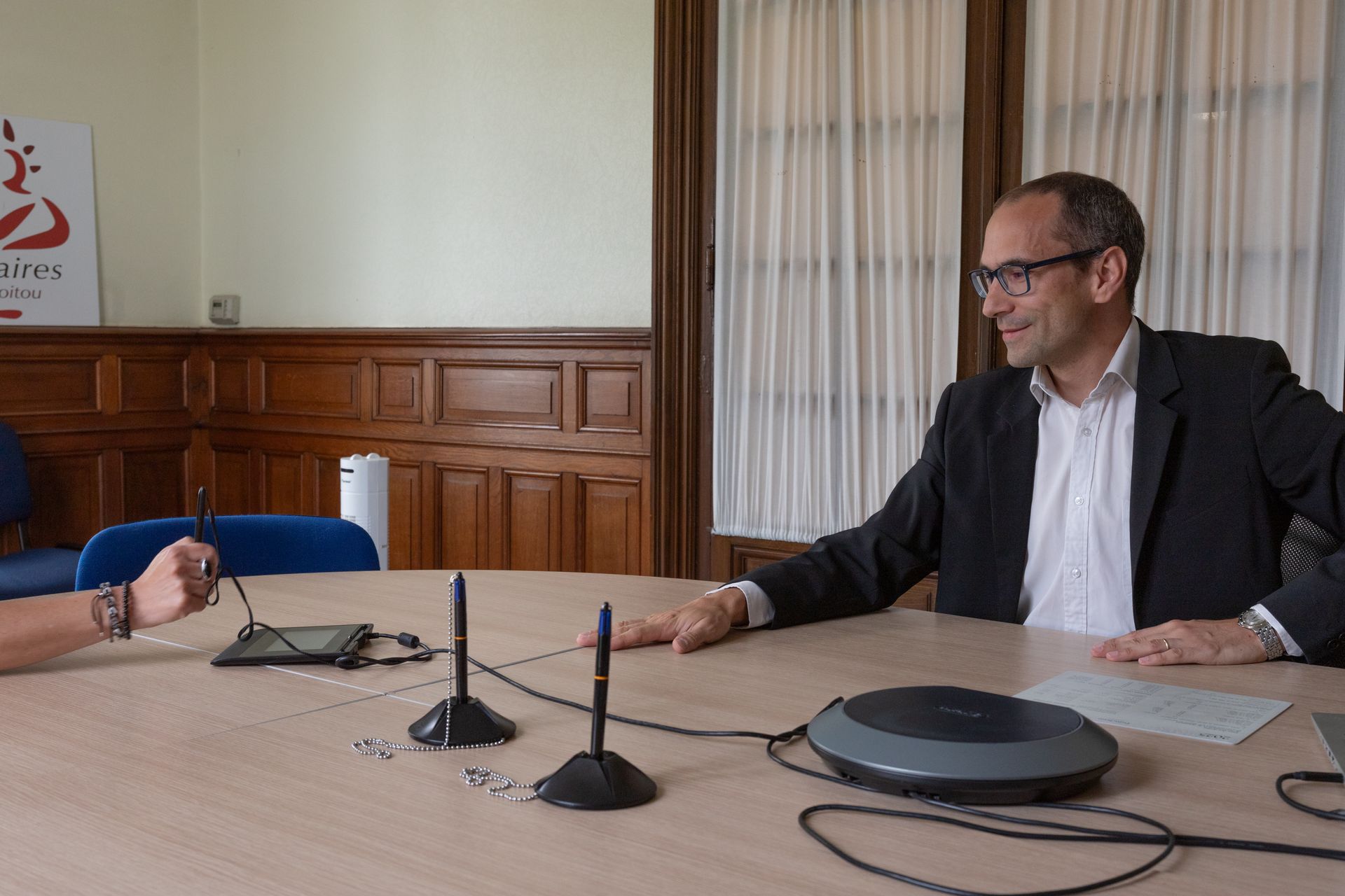 Maître Wandrille PINEL à son bureau