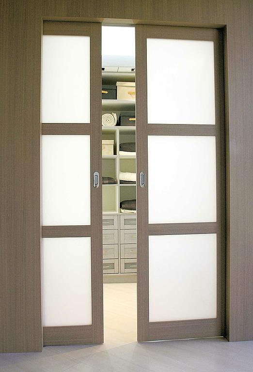 Dressing avec des portes coulissantes