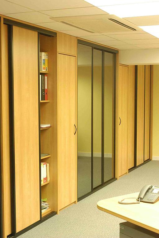 Armoire de bureau beige