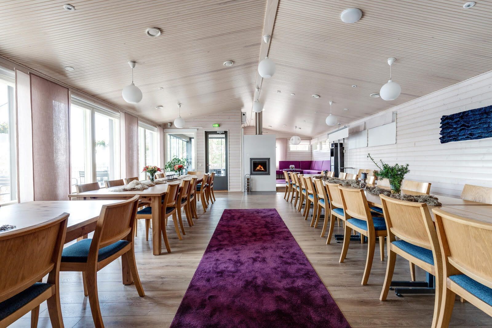 Yrityskokous merinäköalalla Paratiisisaarella