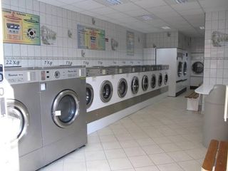 machine à laver mis à disposition de nos clients dans notre magasin rue saint hilaire