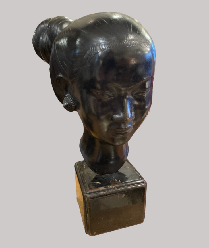 Statue tête en bronze 