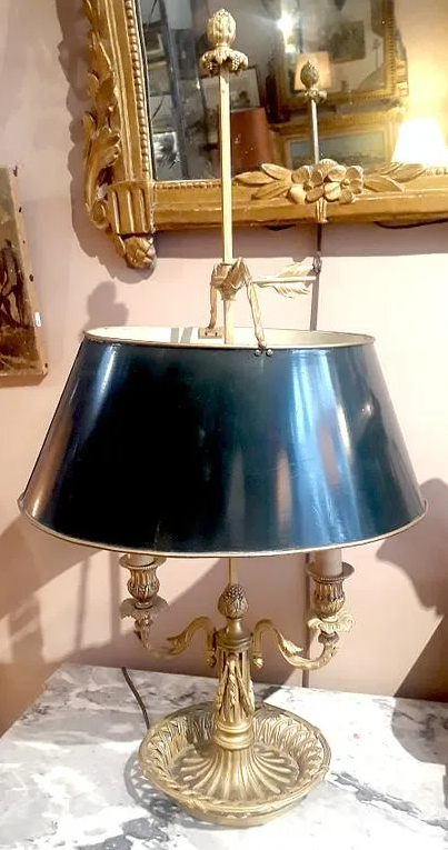 Lampe bouillotte en bronze doré, XXème siècle