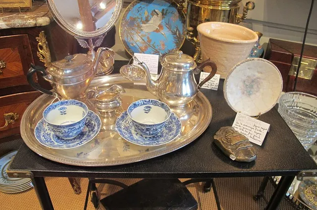 Vaisselle en porcelaine