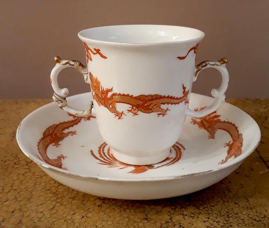 Tasse porcelaine de Meissen, XVIIIème siècle