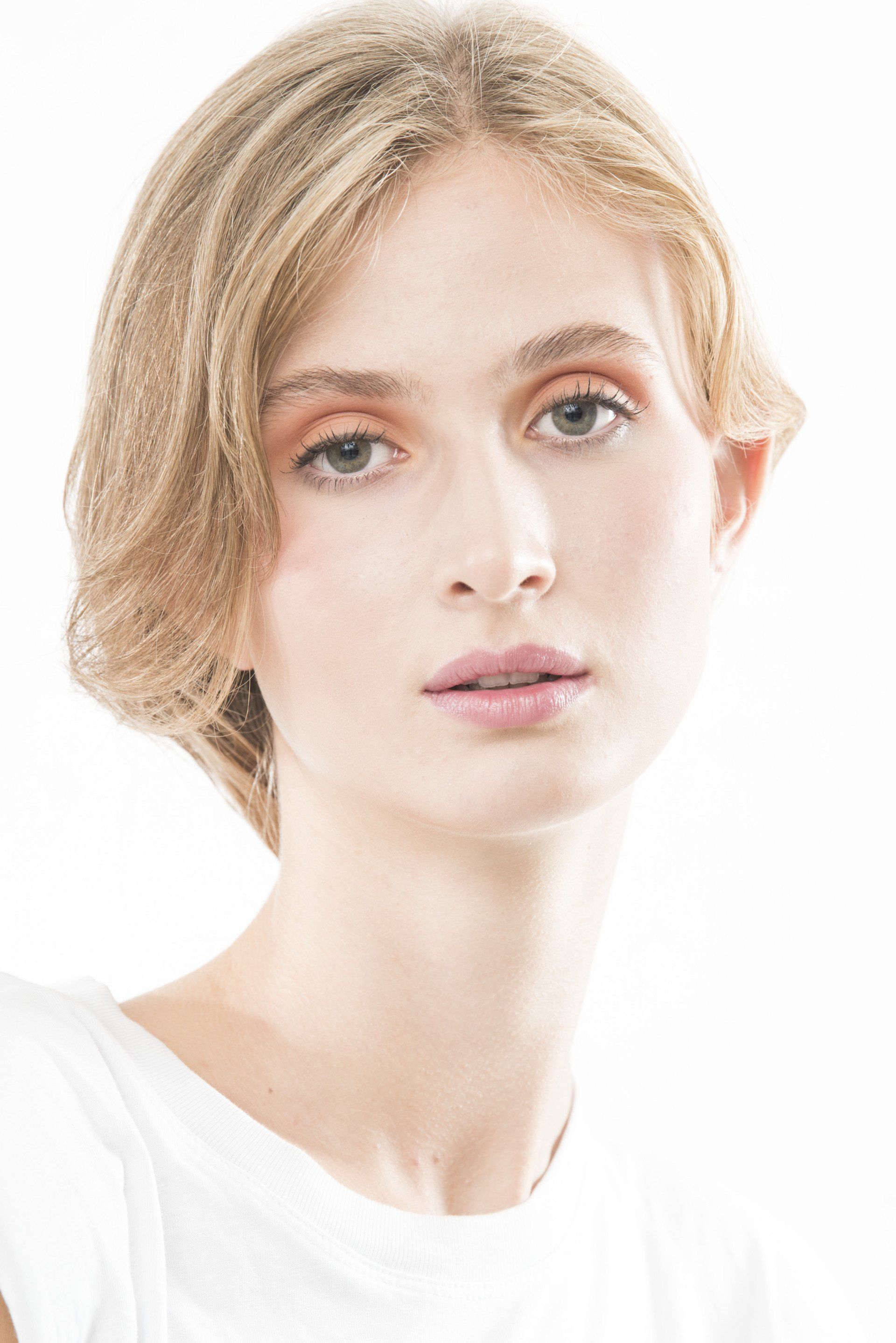 natural make up