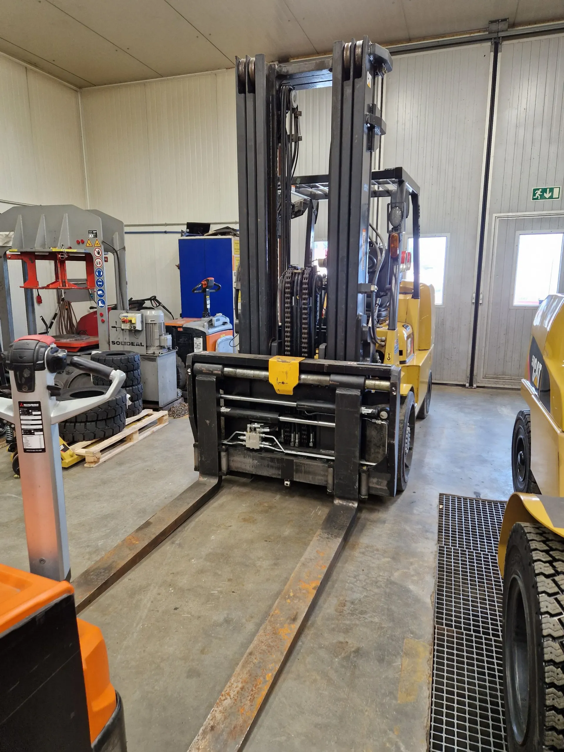 Cat GC70K kaasutrukki vm. 2016 (vuokralla)